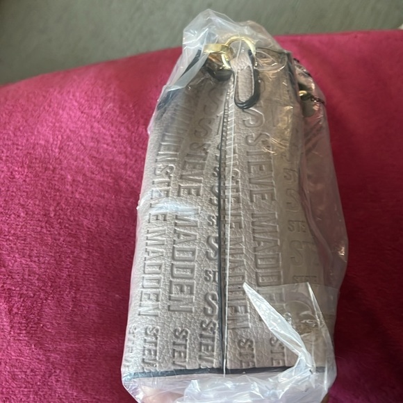 Steve Madden Satchel Crossbody bag Mushroom Taupe debossed Logo Purse NWT - Picture 2 of 12